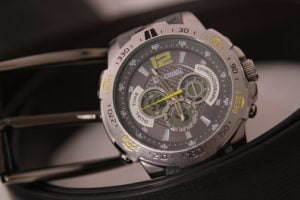 Digital & Analogue Watch - types of watch