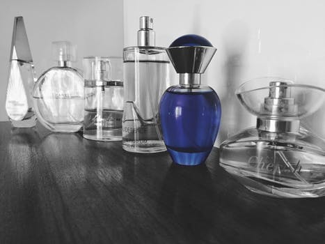 A Complete Buying Guide for Perfumes
