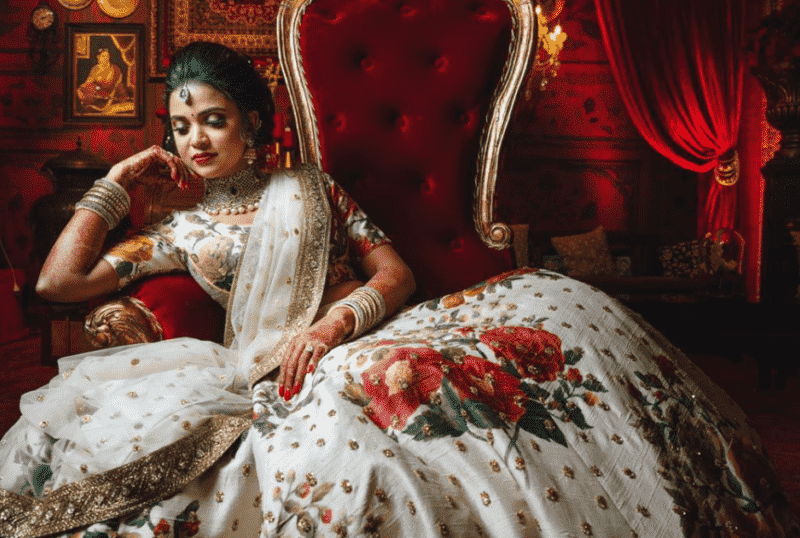 How to Choose Flattering Lehenga Cholis