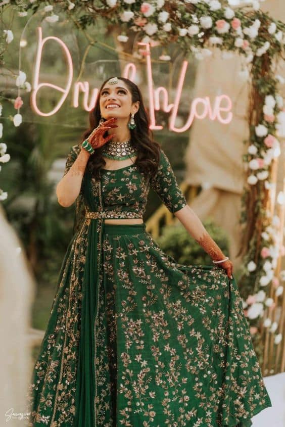 Emerald Green Outfits Bridal Lehenga Trends - Emerald Green Outfits