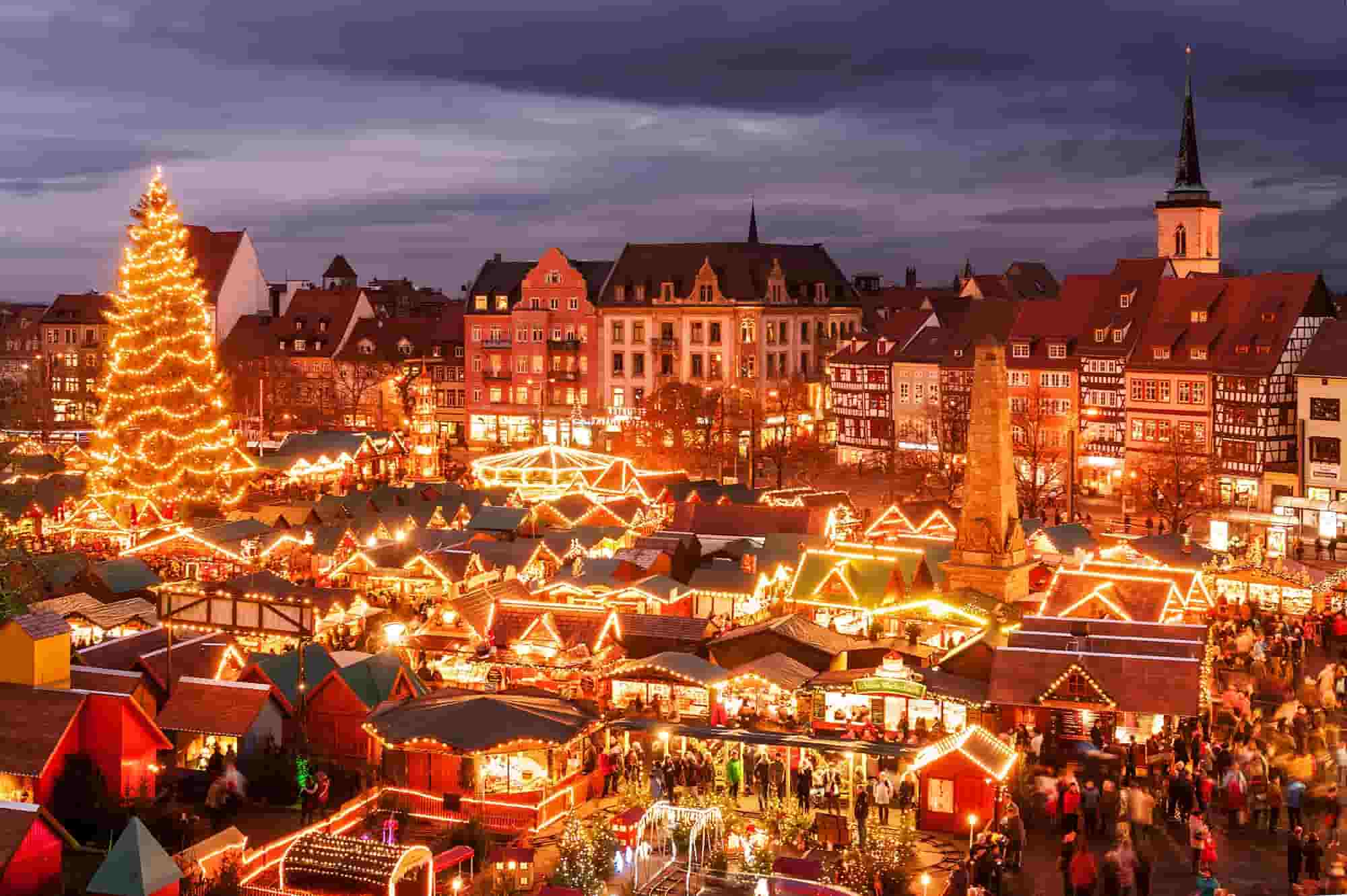 Best Places to Visit in Christmas - Christmas Holiday Guide