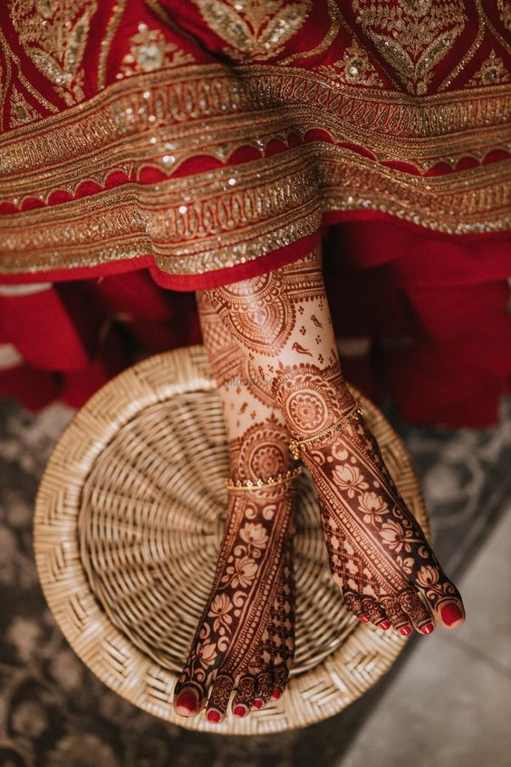 Latest Bride Leg Mehndi Designs for Your Wedding Day