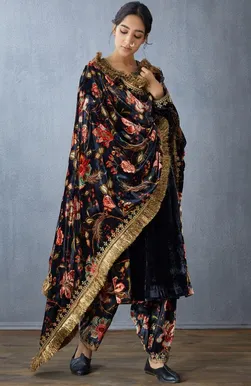 Velvet Dupatta