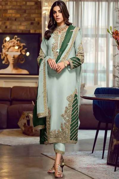 Pakistani Salwar Suit