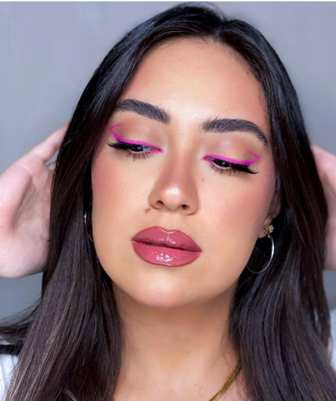 A kiss of Pink - makeup look for valentine's day



