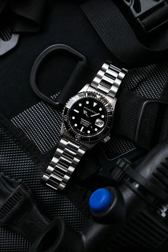 Diving Watches  - types of watch